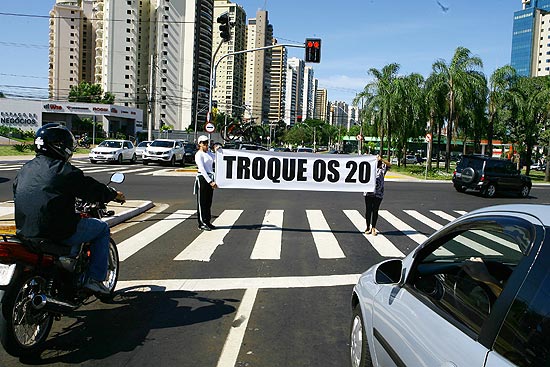 Integrantes de campanha que defende 100% de renovao da Cmara de Ribeiro Preto nas eleies deste ano