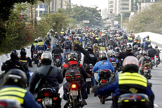 Motociclistas durante protesto hoje em São Paulo