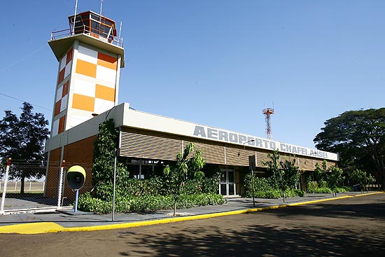 Fachada do aeroporto Chafei Amsei, de Barretos, que ser municipalizado