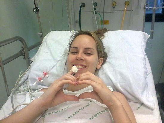 Ingrid Goldani, 20, que respirou ar do freezer da boate Kiss e conseguiu escapar da fumaça 