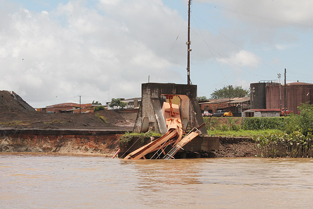 Desabamento de um porto deixa seis desaparecidos no Amapá