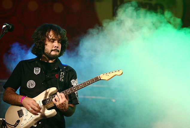 O guitarrista Rodrigo Netto, do Detonautas, morto em uma tentativa de roubo em 2006, no Rio 