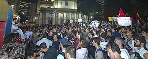 Manifestantes realizam ato contra o aumento das passagens (Ide Gomes/Frame/Folhapress)