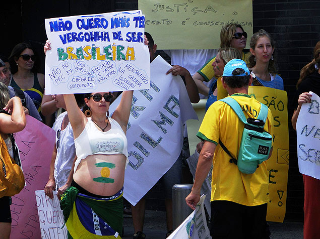 Manifestantes se reúnem em Israel em solidariedade aos protestos no Brasil