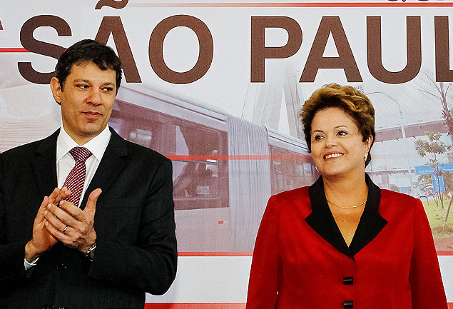 Prefeito Fernando Haddad e a presidente Dilma Rousseff durante cerimnia de anncio do PAC Mobilidade Urbana em So Paulo