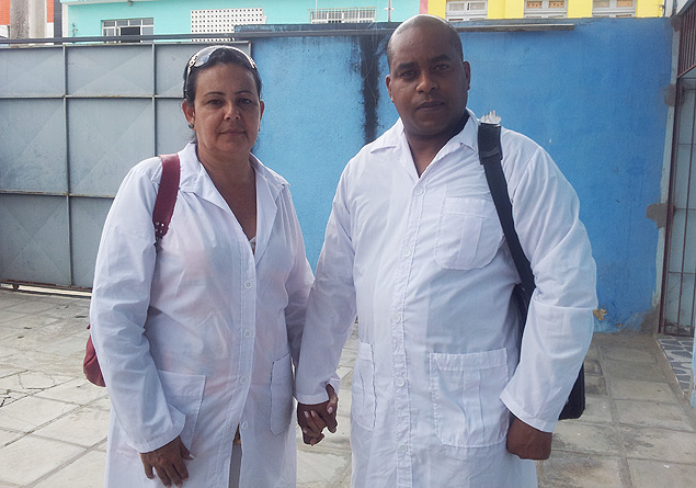O casal de mdicos Teresa Rosales e Alberto Vicente vai ficar na mesma cidade, mas em casas separadas em Pernambuco