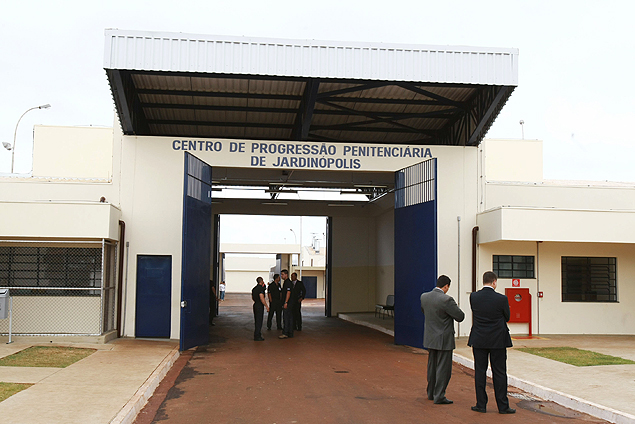 Penitenciria de Jardinpolis (SP); construda por R$ 51 milhes para receber presos de bom comportamento, registrou fugas