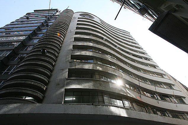Fachada do edifcio Ouro para o Bem de So Paulo, no centro da capital; auditores presos usavam sala no prdio para fazer negociaes