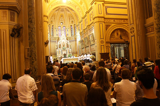 Missa em homenagem ao menino Joaquim Ponte Marques, 3, foi rezada na Catedral Metropolitana de Ribeiro Preto