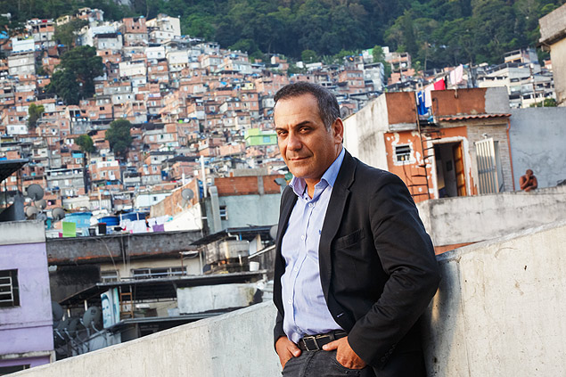 Delegado Orlando Zaccone, na favela da Rocinha, zona Sul do Rio de Janeiro