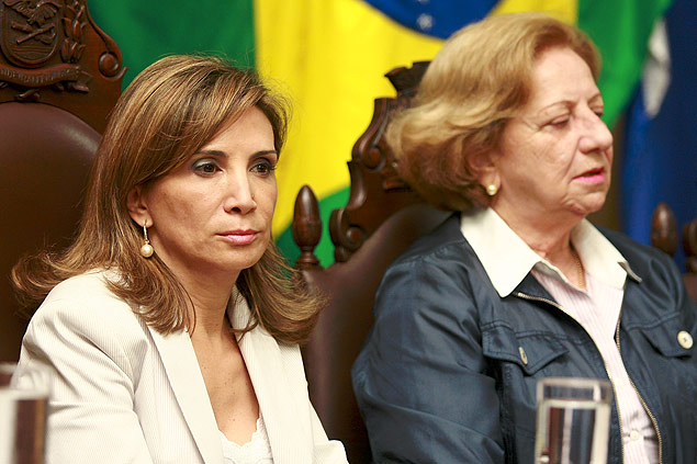 Prefeita de Ribeiro Preto, Drcy Vera, e a secretria da Educao, Dbora Vendramini, em evento no Palcio Rio Branco