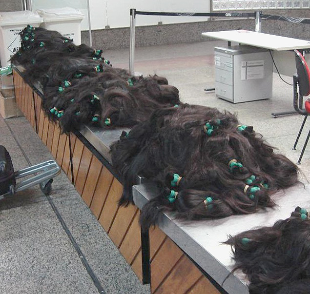 Receita Federal apreende 160 kg de cabelos no aeroporto de Guarulhos (Grande SP)