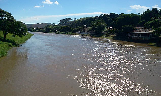O rio Paraba do Sul est no centro da maior disputa por recursos hdricos que se tem notcia no pas