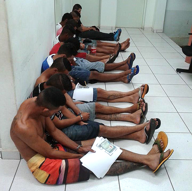 Detidos durante operao da PM em lvares Machado, no interior de So Paulo 