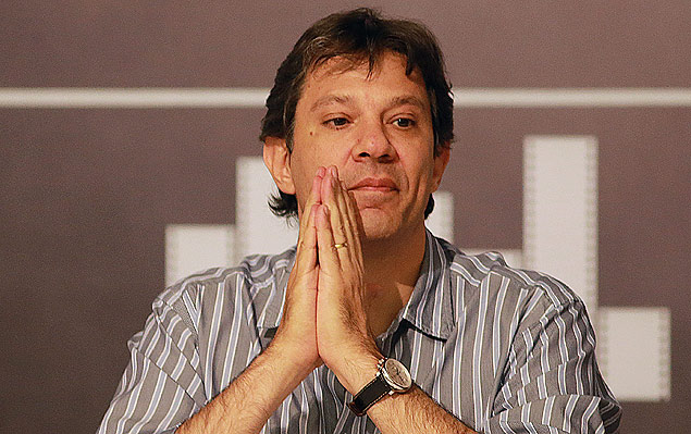 O prefeito Fernando Haddad (PT), em coletiva aps a suspenso do reajuste do IPTU