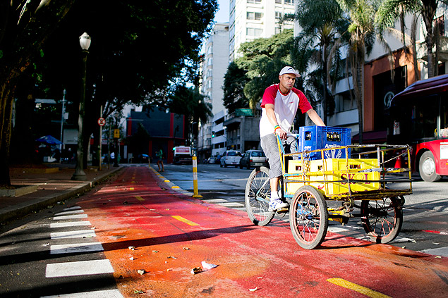 Ciclistas dizem estar mais seguros com a implantao de vias exclusivas pela cidade