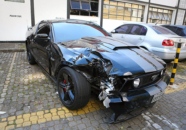 Motorista de Mustang preto que atropelou e matou motoboy no Itaim Bibi se apresenta  polcia