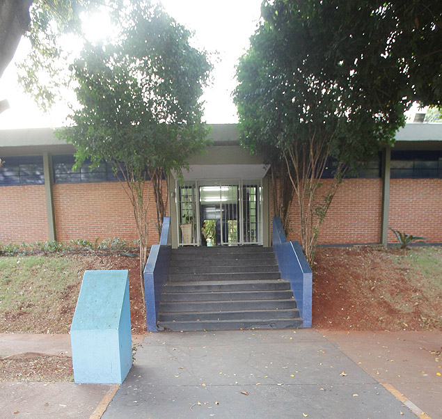 Escola Jos Rodini Luiz, em Ribeiro Preto, que sofreu atrasos nas obras de reforma e ampliao