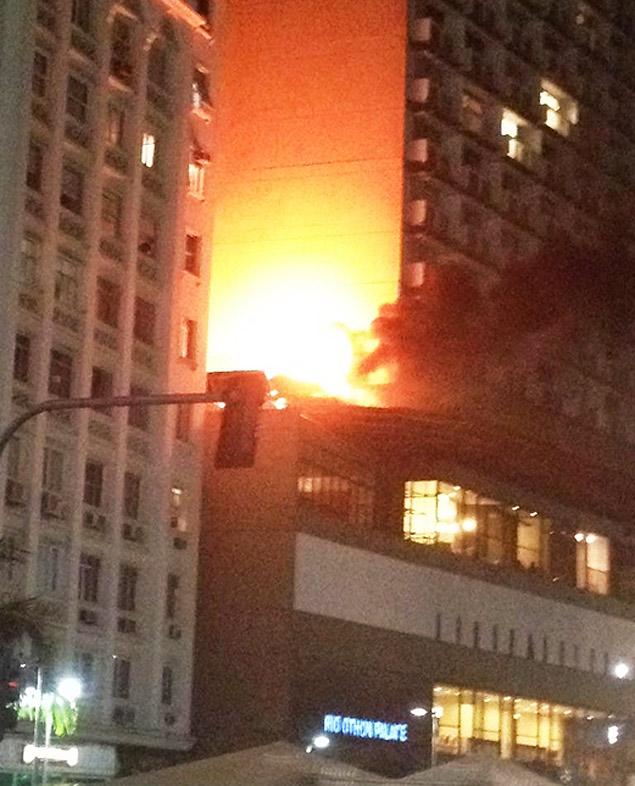 Incndio danificou parte do Hotel Othon, em Copacabana, no Rio