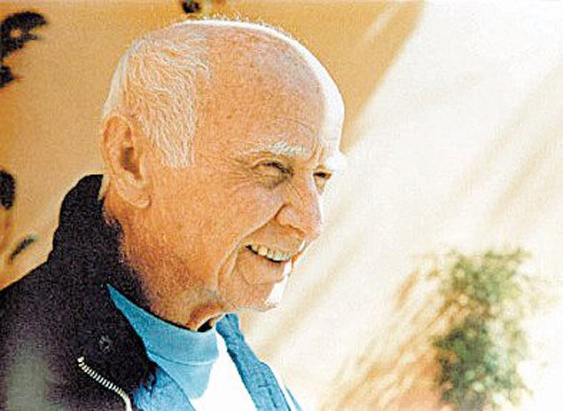 Jos Hermgenes aos 80 anos; precursor da ioga no Brasil, ele morreu aos 94 