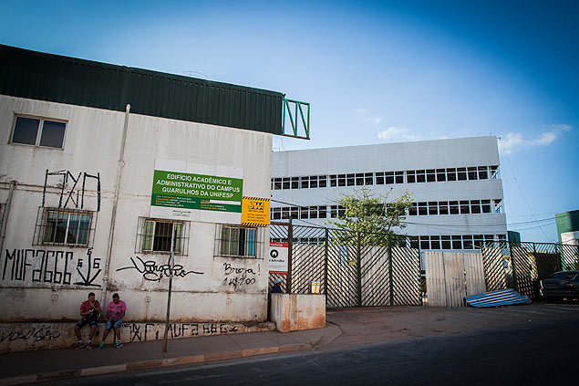 Edifcio acadmico e administrativo do campus da Unifesp de Guarulhos
