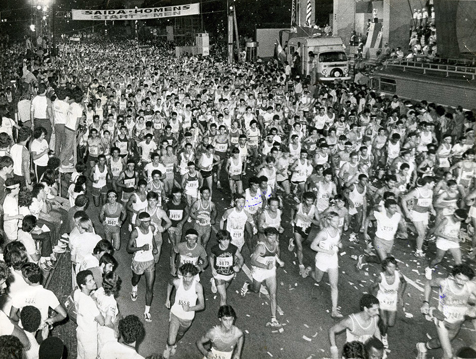 Largada da corrida de So Silvestre em 31 de dezembro de 1983 