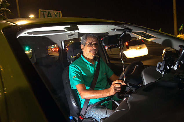 O taxista Marco Santos s segue rotas que no so suspeitas