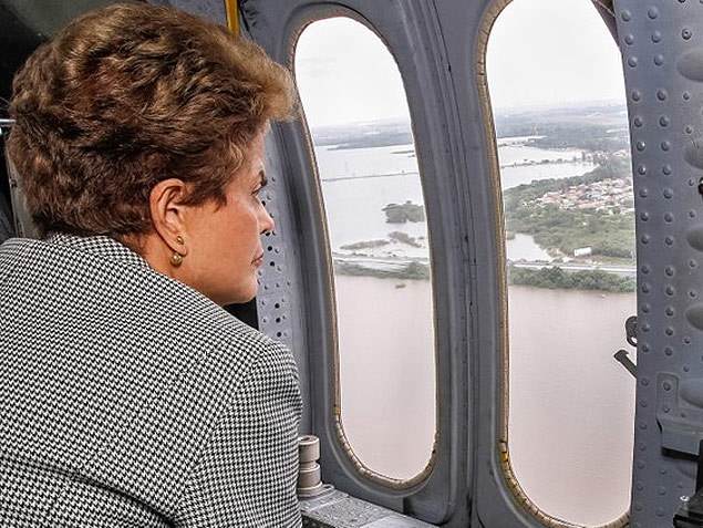 Dilma Rousseff visita o Sul, regio atingida pelas chuvas