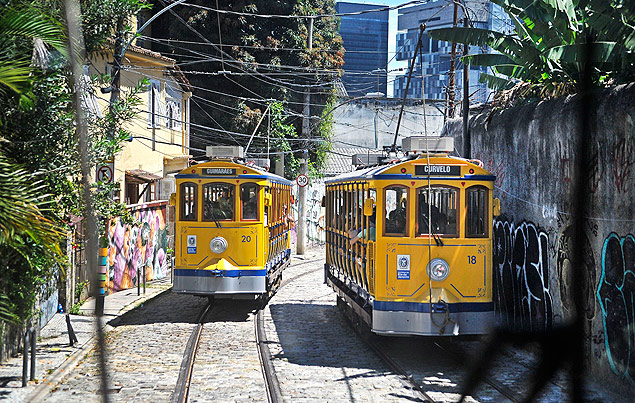 Rio de Janeiro - Bonde de Santa Teresa inicia testes em trecho desativado desde o acidente de agosto de 2011, entre o Largo do Curvelo e o Largo dos GuimarÃ£es (Tânia Rêgo/Agência Brasil)