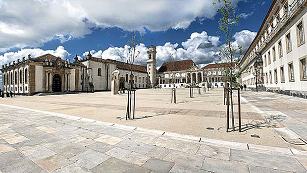 Portugal tem universidades antigas em prdios histricos, como a de Coimbra