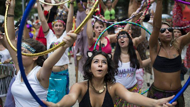 ‘Pegao com respeito’: Mulheres se mobilizam por carnaval sem assdio --- Renata Rodrigues, uma das fundadoras do bloco das Mulheres Rodadas 