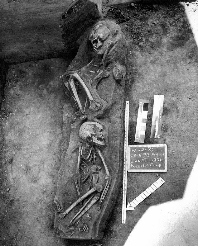 Esqueletos com cerca de 9.500 anos de idade