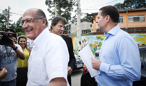 Fernando Capez (PSDB), o governador Geraldo Alckmin e o prefeito Fernando Haddad em evento