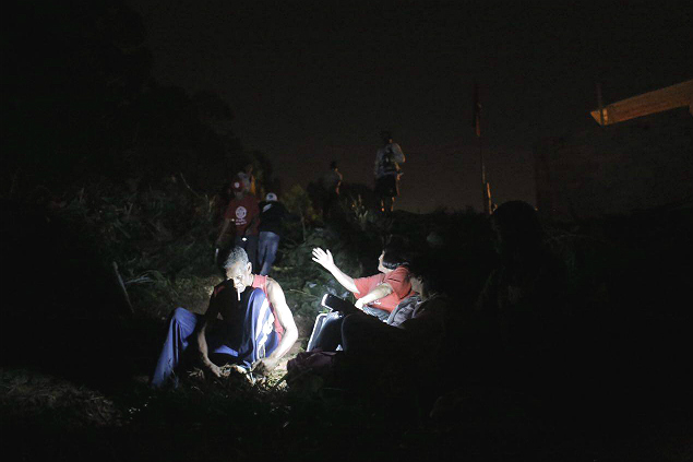 Invaso do MTST (Movimento dos Trabalhadores sem teto) a terreno na Cidade Tiradentes, na zona leste de So Paulo