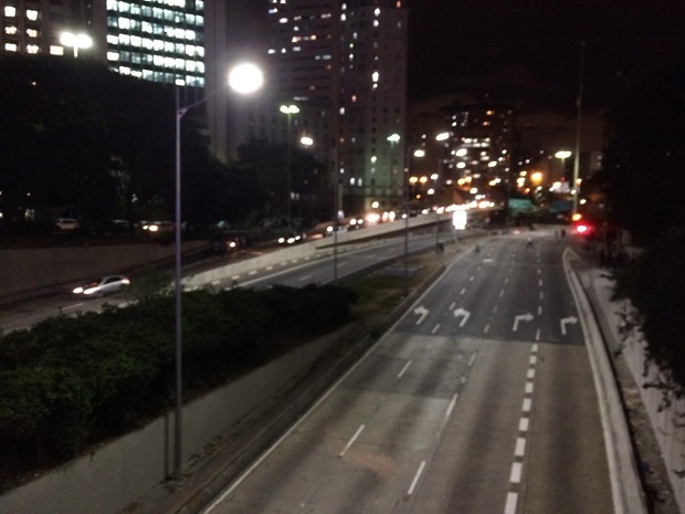 Avenida 23 de Maio com tráfego interrompido por volta das 19h30 desta terça (10)