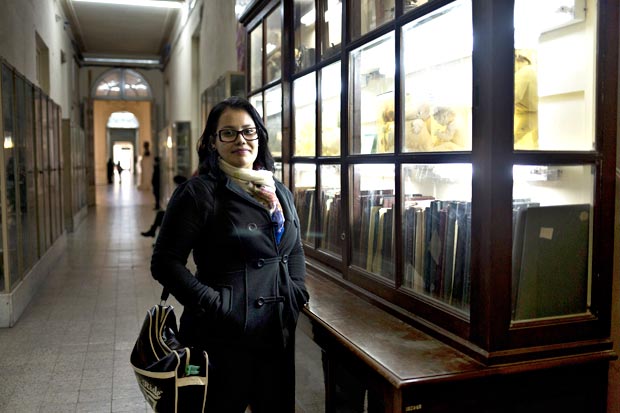 A brasileira Tamiris Bianchi, que estuda medicina na Universidade de Rosario, v preconceito por parte dos vizinhos