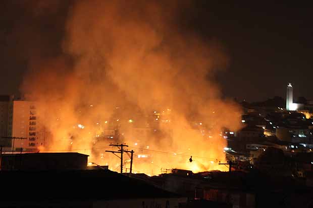 Cabeça d'água' atinge grupo em trilha na Zona Sul de SP; duas pessoas estão  desaparecidas, São Paulo