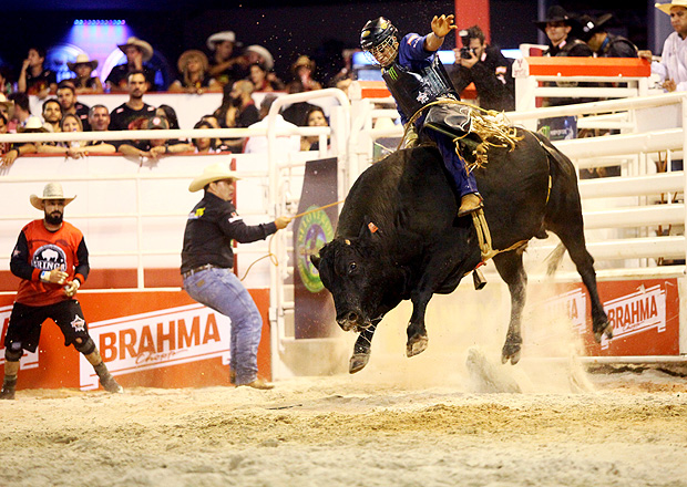 Quanto ganha um peão de rodeio? Brasileiros já levaram milhões