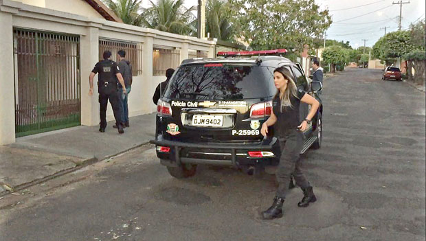 Polícia faz operação de combate à pedofilia em Penápolis, na região de Araçatuba, no interior de SP