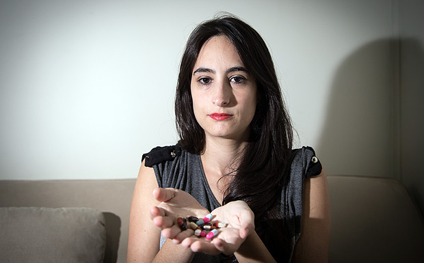 A biomdica Miriam Figueira, 28, que tem fibrose cstica