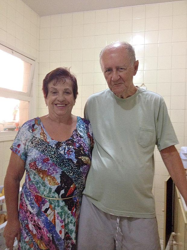  Jos Carlos Stein (1936-2016) com sua mulher