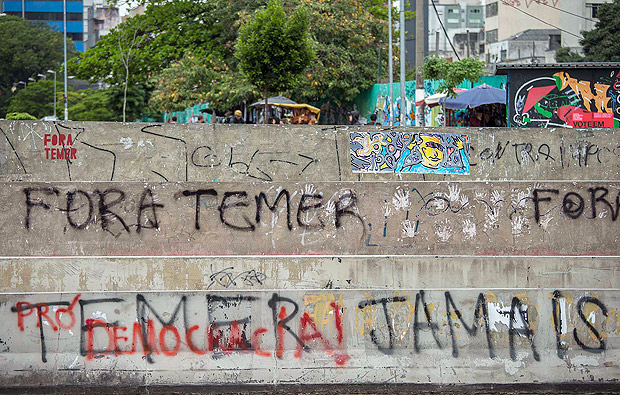 En los ltimos aos, los grafitis polticos comenzaron a verse cada vez ms en la ciudad de So Paulo 