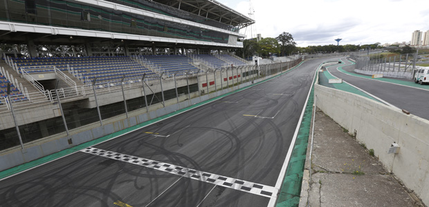 Autdromo de Interlagos, na zona sul,  gerido pela SPTuris e recebe corridas e shows. 
