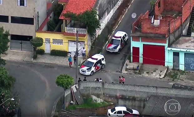 Polcia Militar busca jovens que fugiram de uma unidade da Fundao Casa, na zona leste de So Paulo