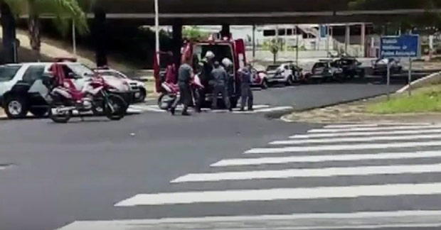 Ataque a carro-forte mobiliza polcia e fecha via na zona sul em Rio Preto