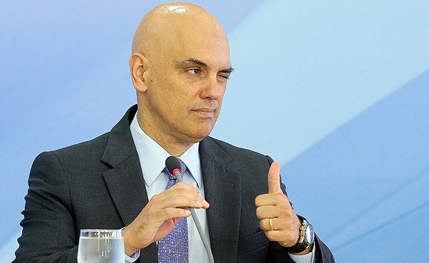 O ministro da Justiça, Alexandre de Moraes, dá entrevista sobre o plano de segurança pública do governo Temer