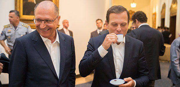 O governador Geraldo Alckmin em encontro com seu afilhado poltico, o prefeito Joo Doria
