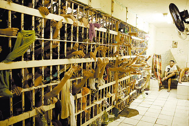 Carceragem de delegacia de Vila Velha (ES), em 2010 
