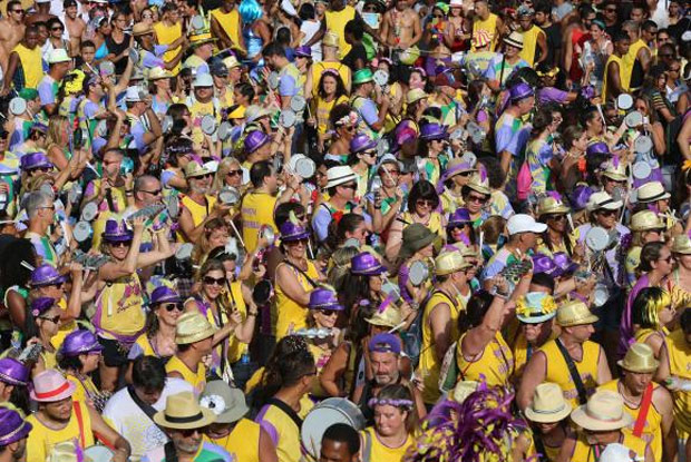 O Bloco Simpatia  Quase Amor  um dos maiores do Carnaval do Rio