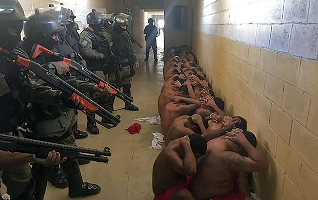 Governo de Alagoas transferiu 480 presos após terceiro massacre em presídios do país desde o início ao ano